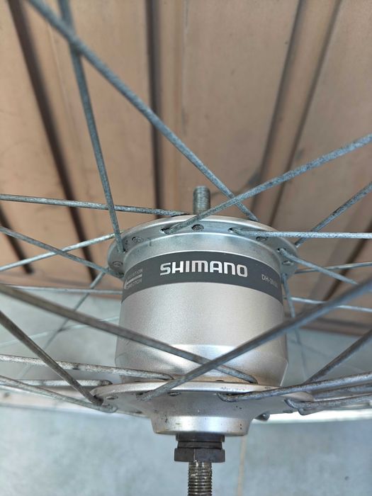 Koło obręcz przód 28 cali dynamo Shimano