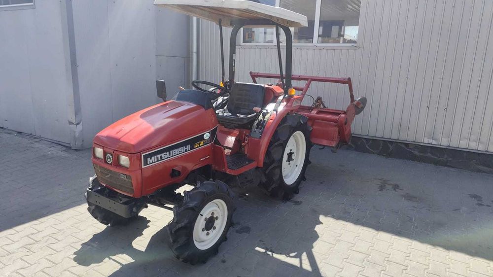 Traktorek z glebogryzarką Mitsubishi Mtx 245 4x4 24 km Rewers Wspomaga