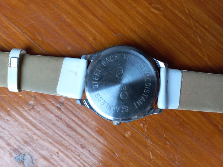 Zegarek damski biały