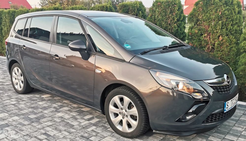 Opel Zafira 1.4  140KM Ładna 7- osobowa Z Niemiec Po Opłatach