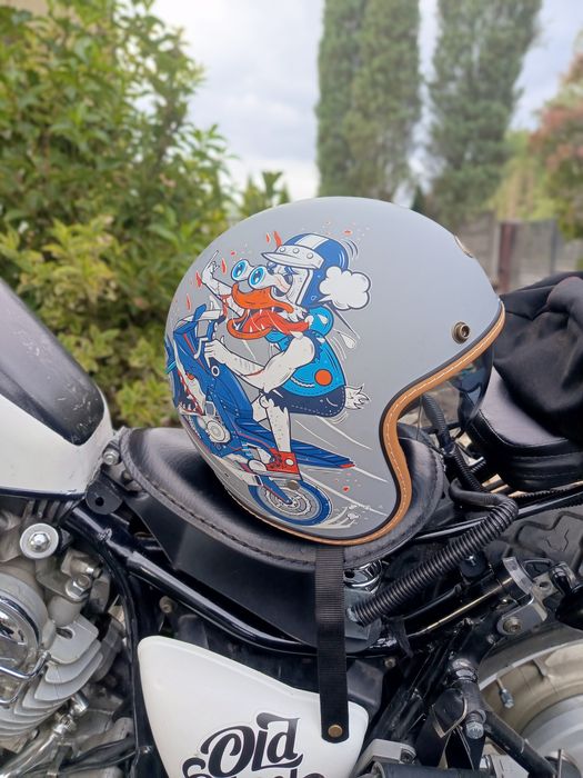 Kask motocyklowy old school z atestem oryginalne malowanie