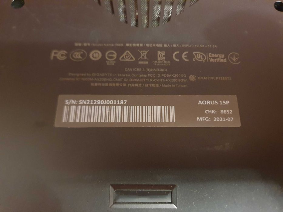 Laptop AORUS 15P i7-11800H/16GB/1TB/Win11 RTX3060