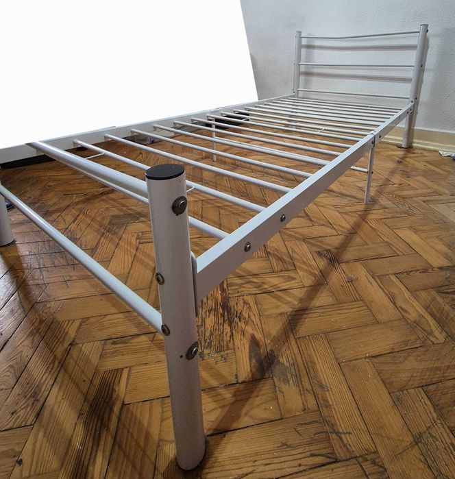 Bed Frame 90x200 cm64584413148802121