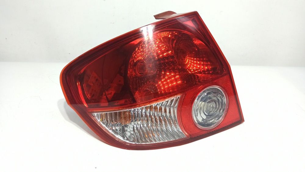 FAROLIM TRASEIRO ESQUERDO HYUNDAI GETZ (TB) 1.1 BáSICO