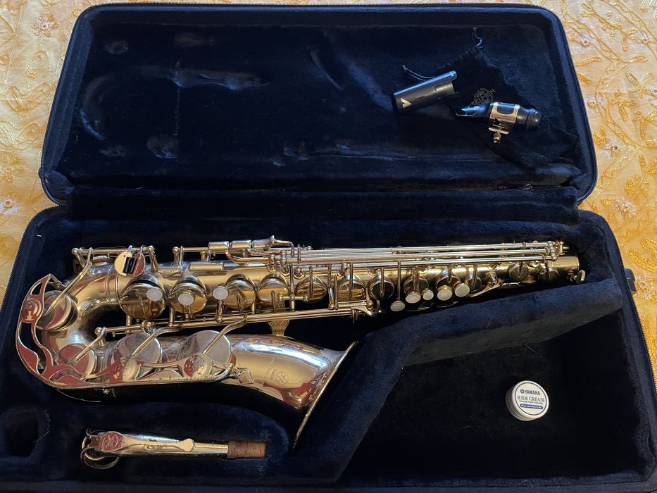 Vendo sax alto yamaha YAS-275