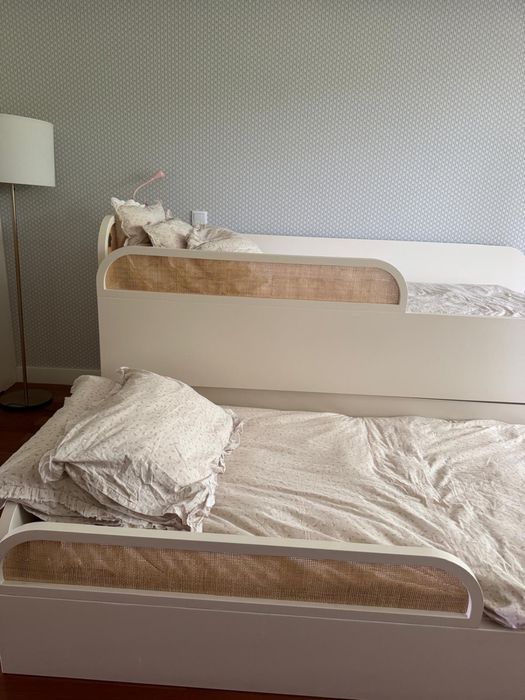 Cama dupla 90x200cm com gavetão em madeira lacada
