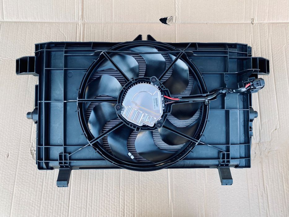 Радіатор основний Tesla model 3 Y новий