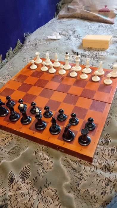 Шахматы времён СССР. Карболитовые .
