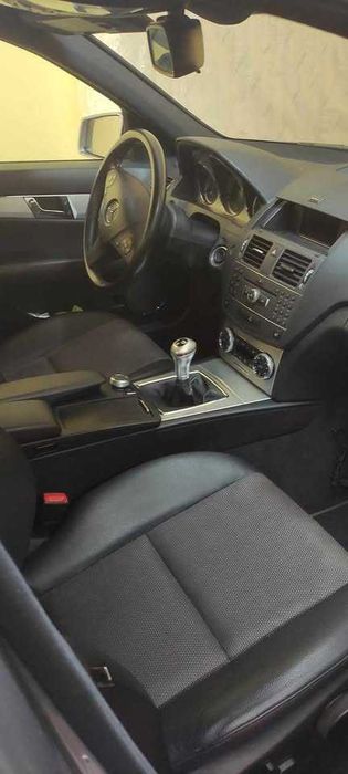 Mercedes-Benz C 220 CDI Avantgarde  BlueEficiency Pack AMG