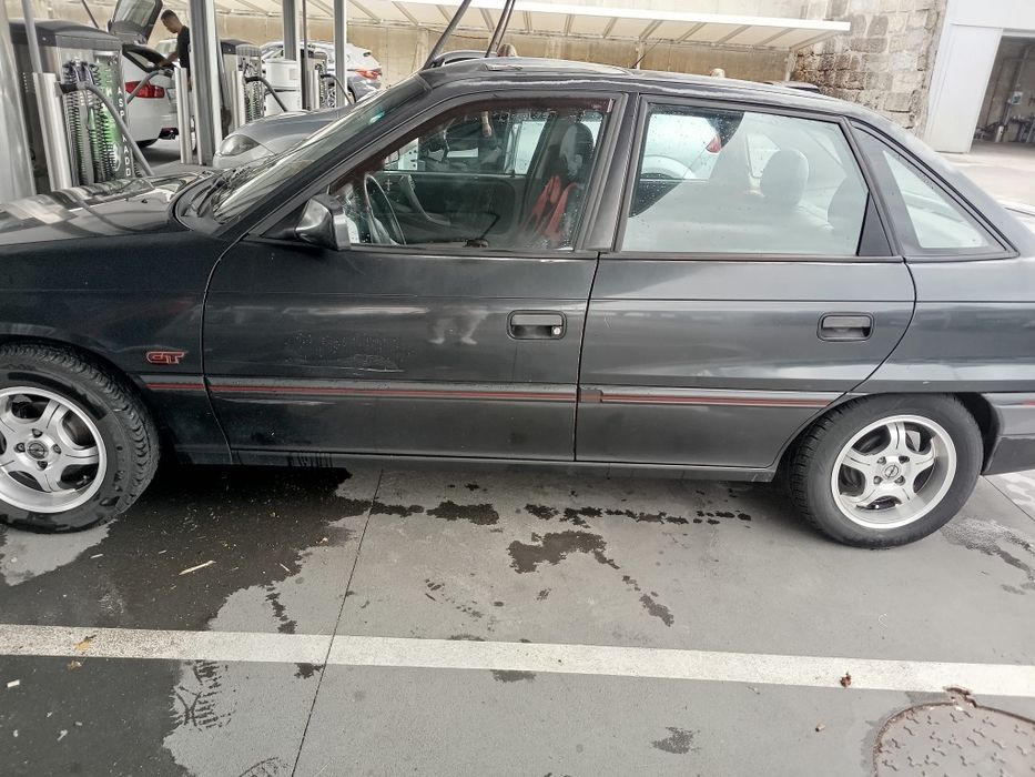 Opel Astra — fotografia 5