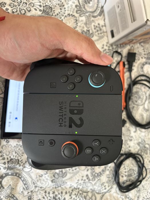 Nintendo Switch 2 Novo + 2 jogos (resident evil requiem, Pokémon legends ZA) + case para transporte