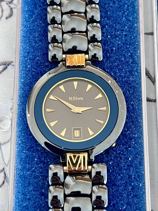 Relogio H Stern feminino, safira, ouro, pulseira titaneo, 1993 c/fat