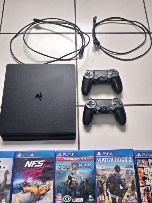 Ps4 slim + 2 comandos + pack de jogos(16)