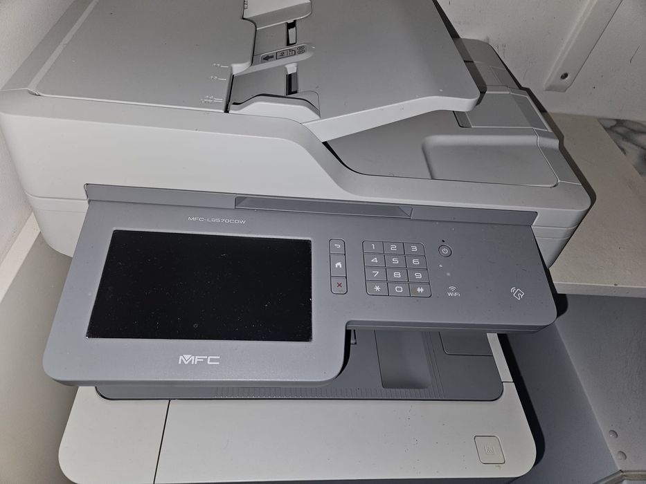 Lote material electrónico