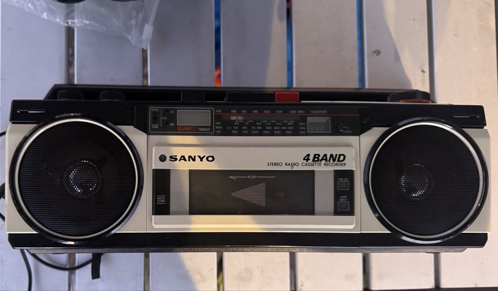 Продам SANYO M-S350LE