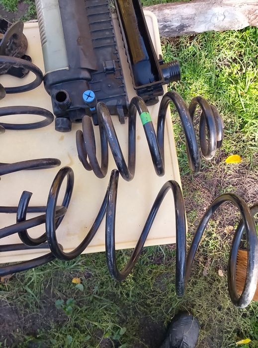 Остатки запчастей е 36