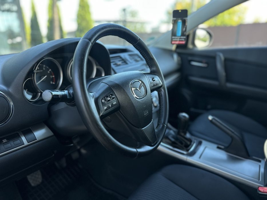 Продам Mazda 6 2010