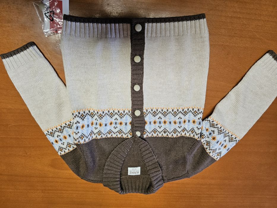 Casacos menino 3/6/9 e 12 meses tenho 1 por tamanho marca kanz novos