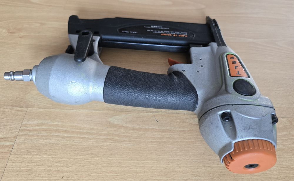TJEP TF-16/50F Gwoździarka Sztyfciarka Pneumatyczna 15mm-50mm ŁADNA