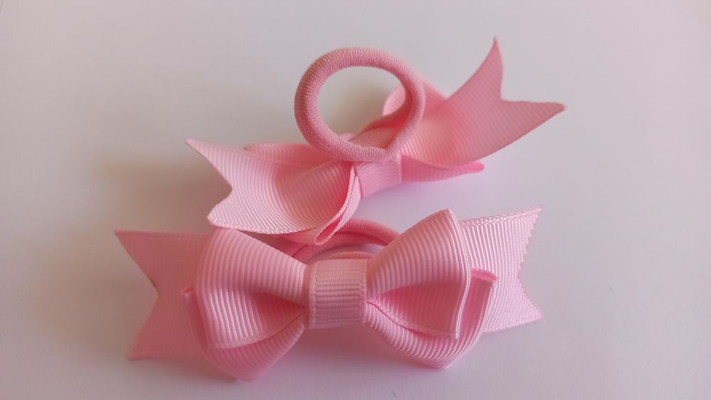 Gumki do włosów, kokardki