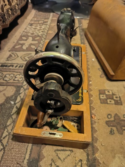 Швейна машинка ПМЗ