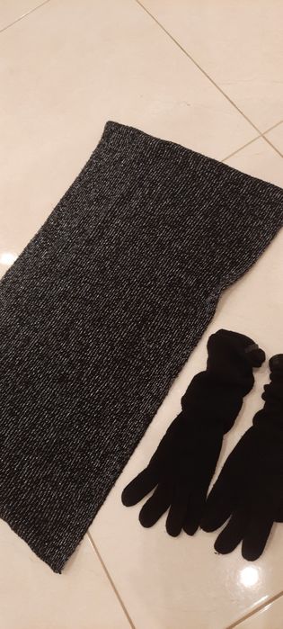 Płaszczyk plus szalik