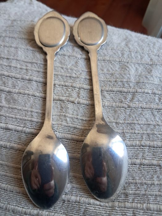 Par de colheres de chá Royal Albert-Lady Hammilton vintage