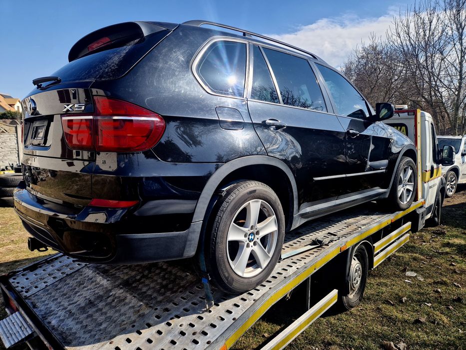 BMW x5 e70 lift  3.0  benzyna  Części