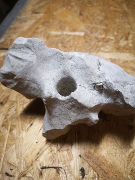 Kamień do akwarium lub terrarium