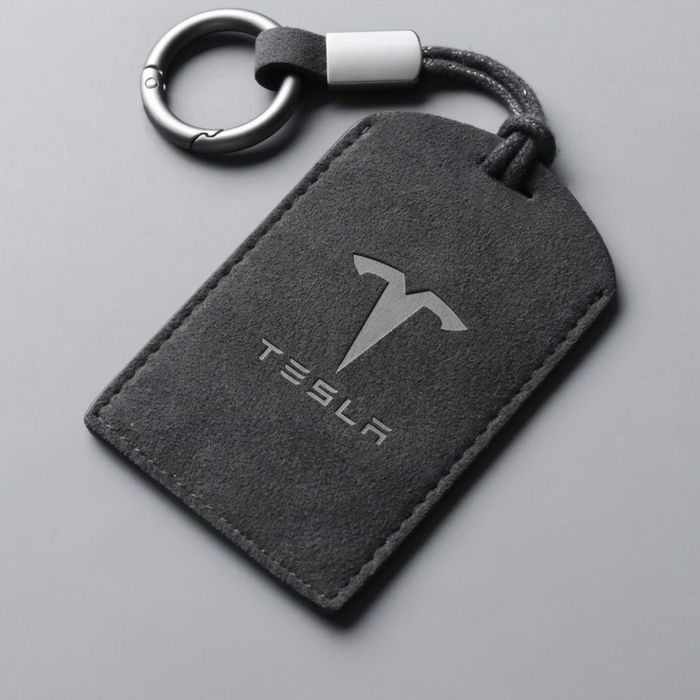 Брелок-чохол для ключ-картки Tesla