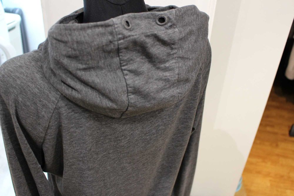 Bluza z kapturem rozmiar L