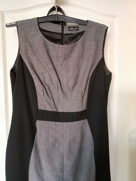 Продам Сарафан HELENA костюмная ткань на подкладкке