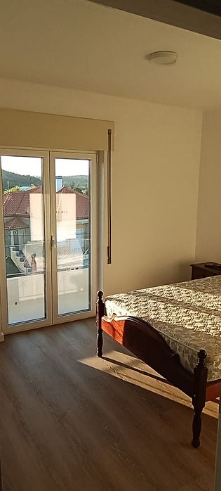 Apartamento T3  mobilado para aluguer
