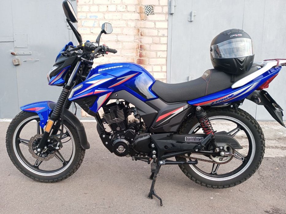 Продам мотоцикл мустанг 200 кубов с переоформлением