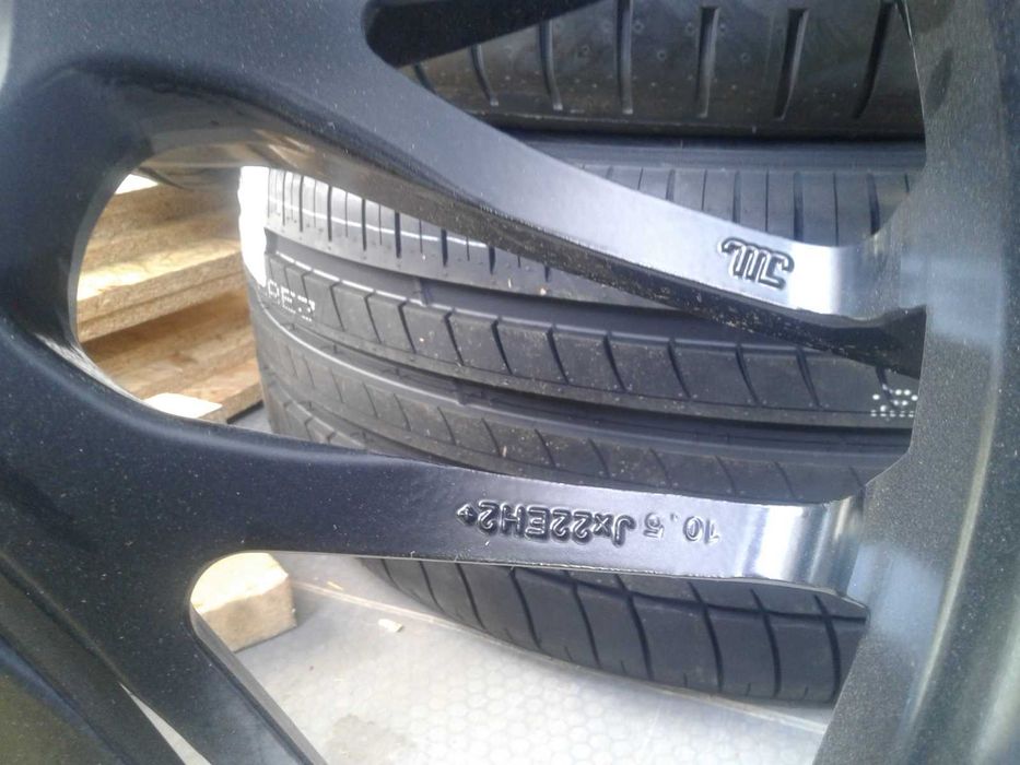 Nowa Alufelga 22 Cale 5x112 ET43 10,5Jx22EH2+ Spath Made in Italy AUDI