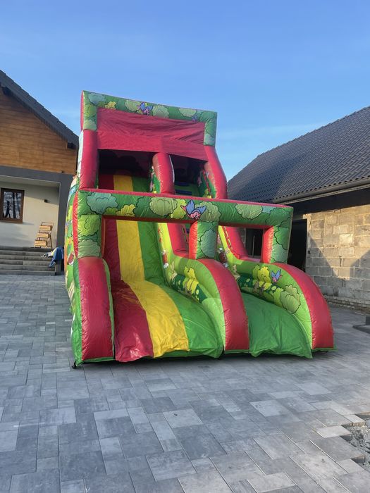Zjezdzalnie dmuchańce