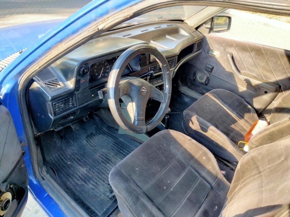 Продам Opel Kadett caravan