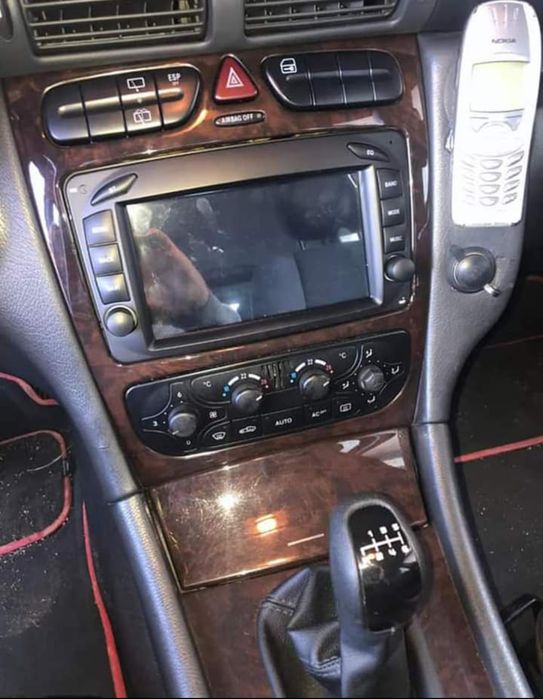 Rádio Android 13 com GPS Mercedes W203/W209 (Artigo Novo)