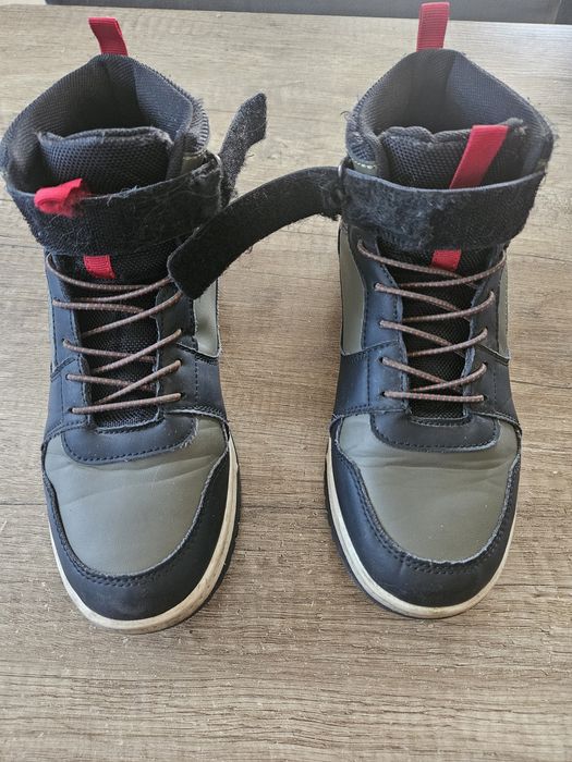 Sneakersy z rzepami r. 37