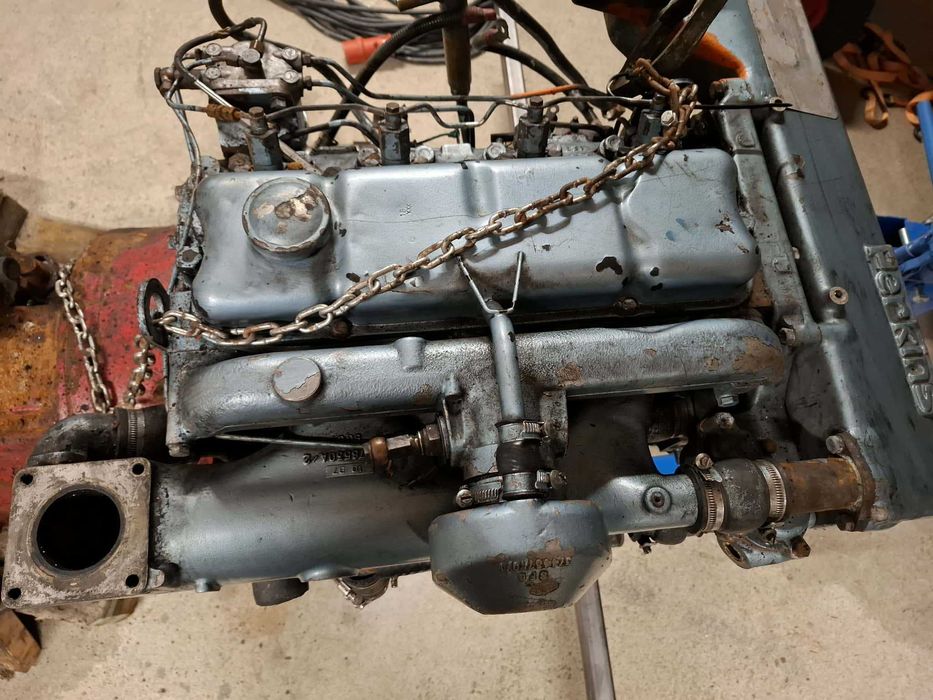 Sprzedam silnik Perkins 4 cylindrowy