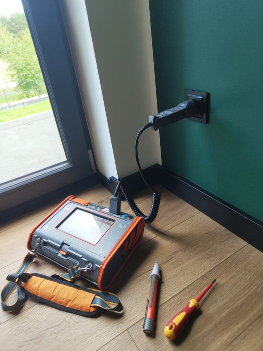 Usługi Elektryczne Tychy | Elektryk | Instalacje Elektryczne | Pomiary