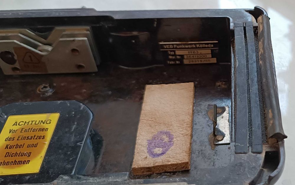 Польовий телефонний апарат FF-63