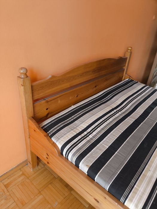 Łóżko drewniane sosnowe  140*200 - rama i stelaż