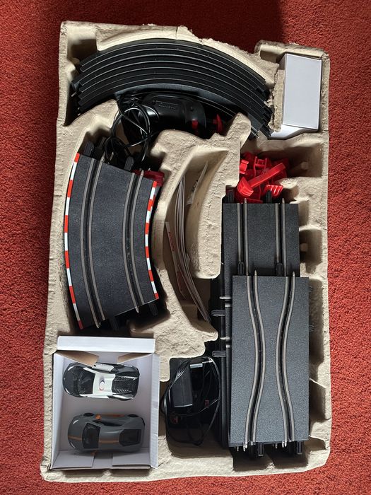 Pista Carrera GO!!! Plus (como nova)