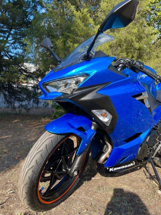 Мотоцикл Kawasaki Ninja 250