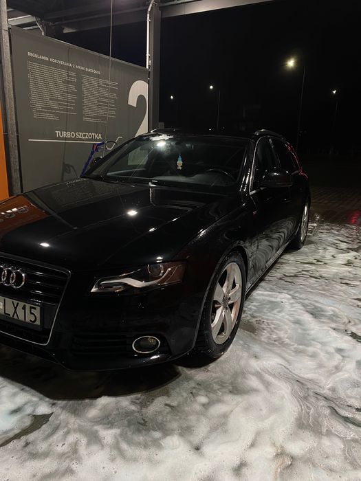 Audi A4B8 S-line 2.0 TDI
