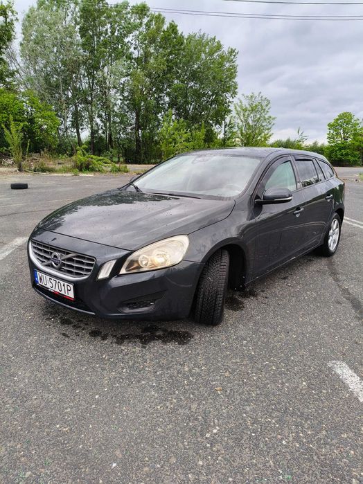 Volvo V60 2012 2.0 benzyna