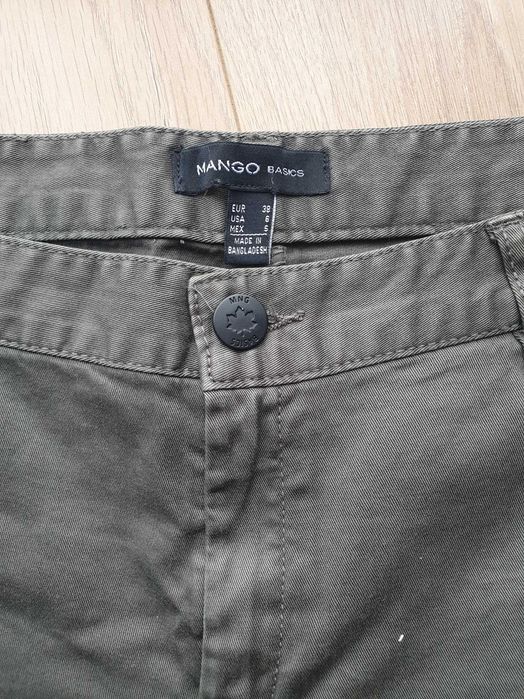 Spodnie khaki, Mango