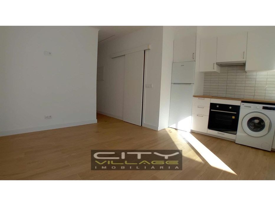 Apartamento T1+1 com Quintal e Churrasqueira Zona Baixa da Banheira