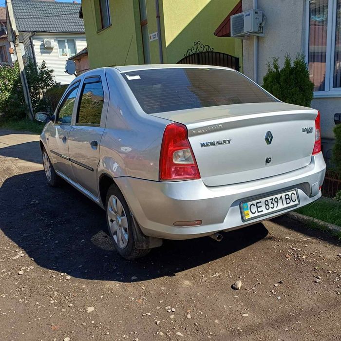 Продається Renault Logan 2011 .